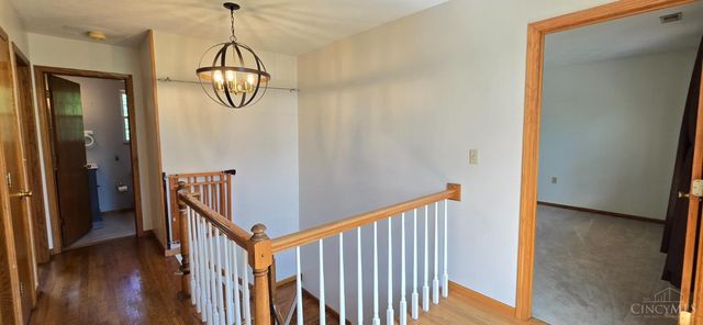 1537 Bardwell West Road, Williamsburg, OH 45176