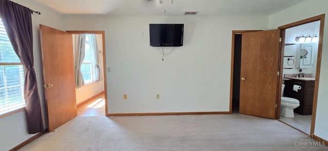 1537 Bardwell West Road, Williamsburg, OH 45176