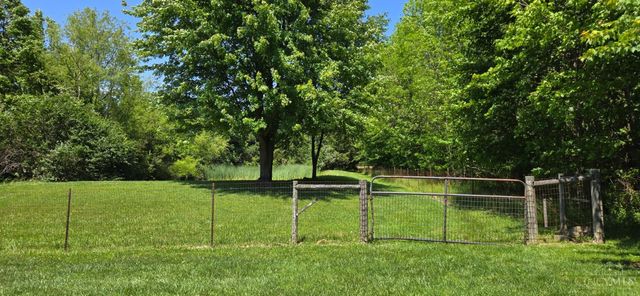 1537 Bardwell West Road, Williamsburg, OH 45176