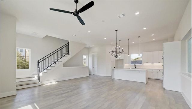 6730 Peerless Street D, Houston, TX 77021