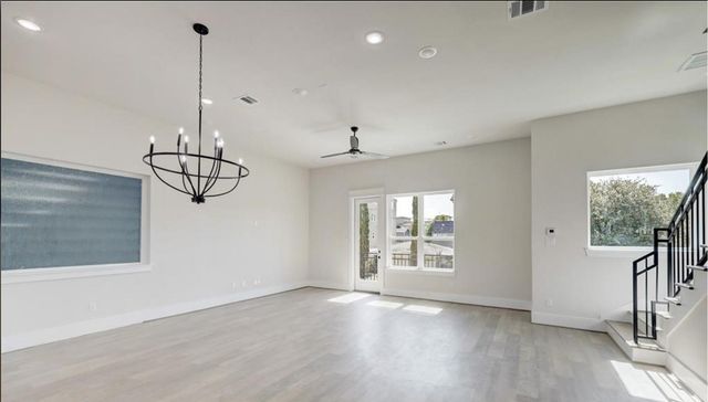 6730 Peerless Street D, Houston, TX 77021