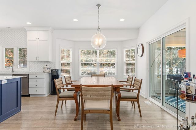 2009 W Lakewood Blvd, Holland, MI 49424