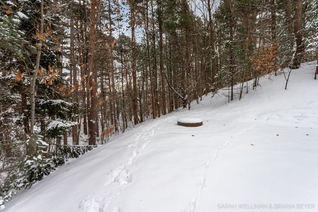 2009 W Lakewood Blvd, Holland, MI 49424