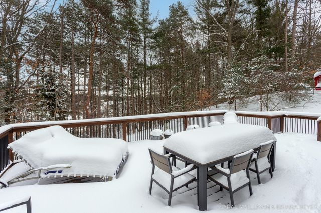 2009 W Lakewood Blvd, Holland, MI 49424