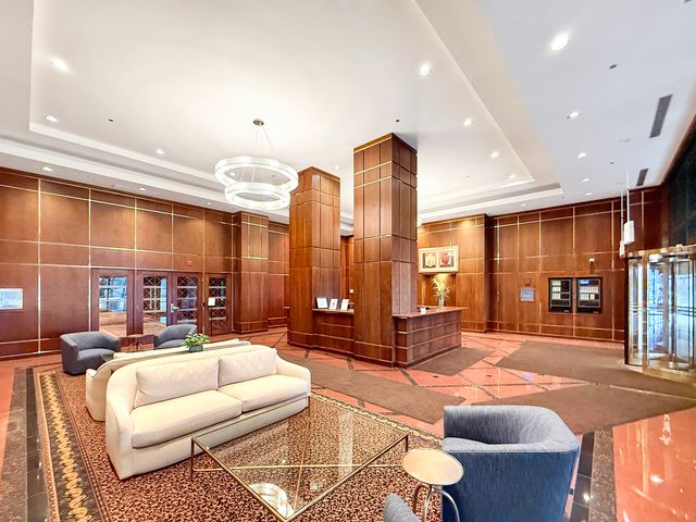 910 S Michigan Avenue 1009, Chicago, IL 60605