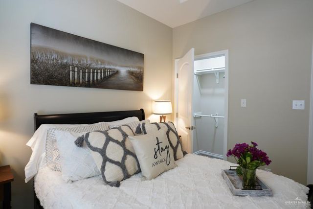 6803 59th Lane, Mission, TX 78573