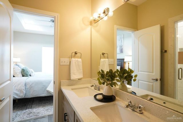 6803 59th Lane, Mission, TX 78573