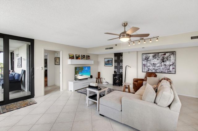 3420 S Ocean Boulevard 5z, Highland Beach, FL 33487
