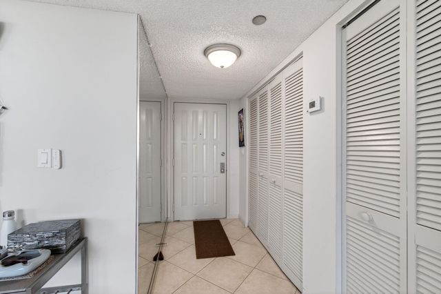 3420 S Ocean Boulevard 5z, Highland Beach, FL 33487