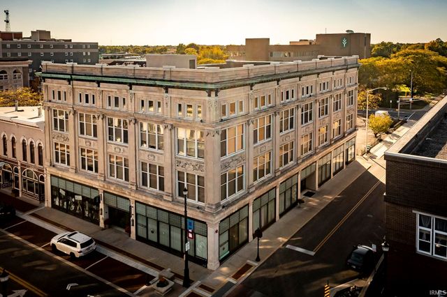 301 S Walnut St Apt 206, Muncie, IN 47305