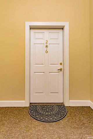 301 S Walnut St Apt 206, Muncie, IN 47305