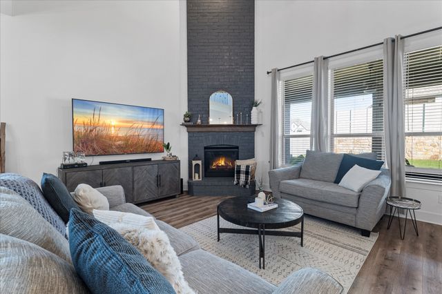 1332 Thompson Road, Argyle, TX 76226