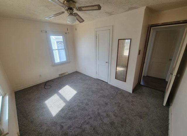 1430 E Vanderhoof Street, Decatur, IL 62521