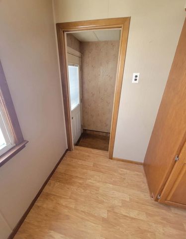 1430 E Vanderhoof Street, Decatur, IL 62521