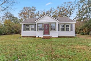 1018 Rodeo Dr, Denham Springs, LA 70726