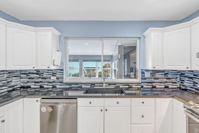 304 2nd Terrace, Key Largo, FL 33037