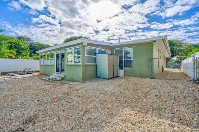 304 2nd Terrace, Key Largo, FL 33037