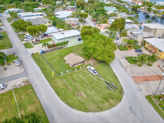 304 2nd Terrace, Key Largo, FL 33037