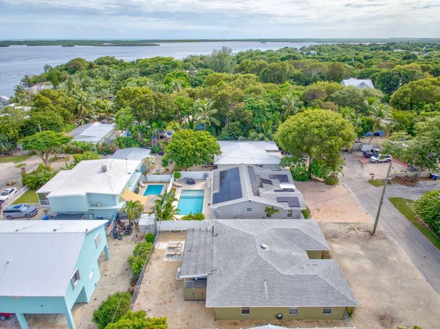 304 2nd Terrace, Key Largo, FL 33037