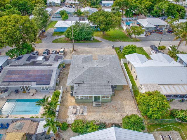 304 2nd Terrace, Key Largo, FL 33037