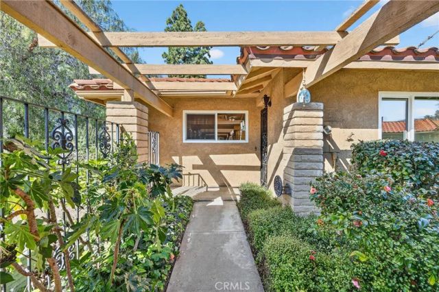 959 W Pine 33, Upland, CA 91786