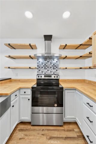 959 W Pine 33, Upland, CA 91786