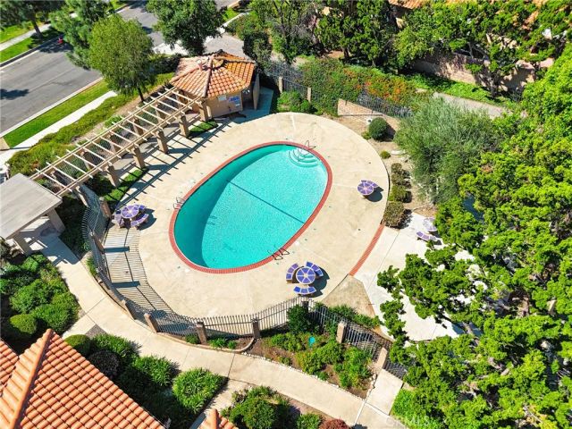 959 W Pine 33, Upland, CA 91786