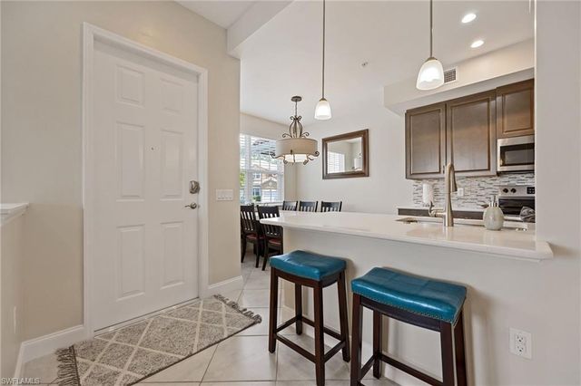 18276 Creekside Preserve LOOP # 102, Fort Myers, FL 33908