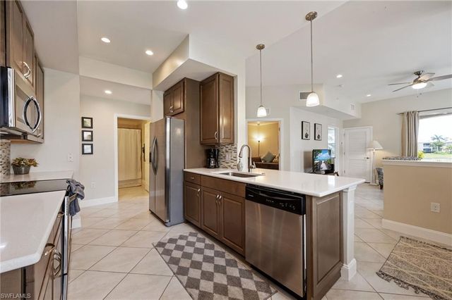 18276 Creekside Preserve LOOP # 102, Fort Myers, FL 33908