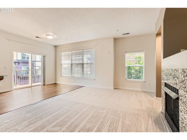 11223 Se CAUSEY Cir, Happy Valley, OR 97086