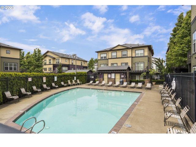 11223 Se CAUSEY Cir, Happy Valley, OR 97086