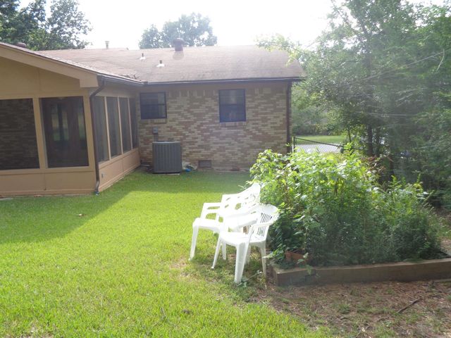 1408 Twin Lakes Drive, Little Rock, AR 72205