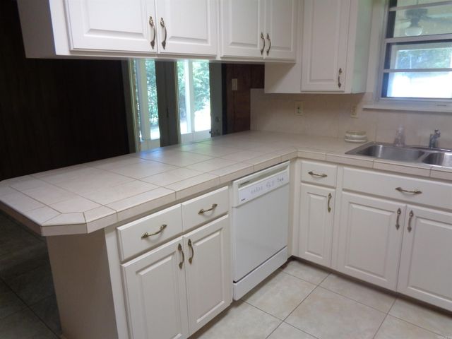 1408 Twin Lakes Drive, Little Rock, AR 72205