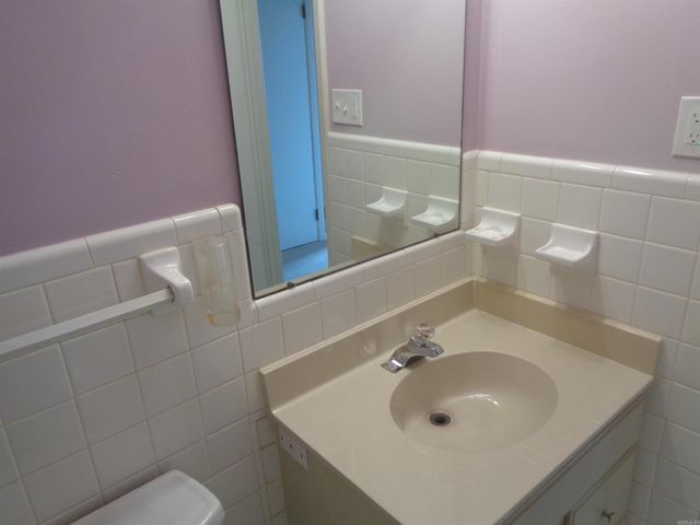 1408 Twin Lakes Drive, Little Rock, AR 72205