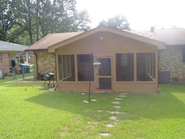 1408 Twin Lakes Drive, Little Rock, AR 72205