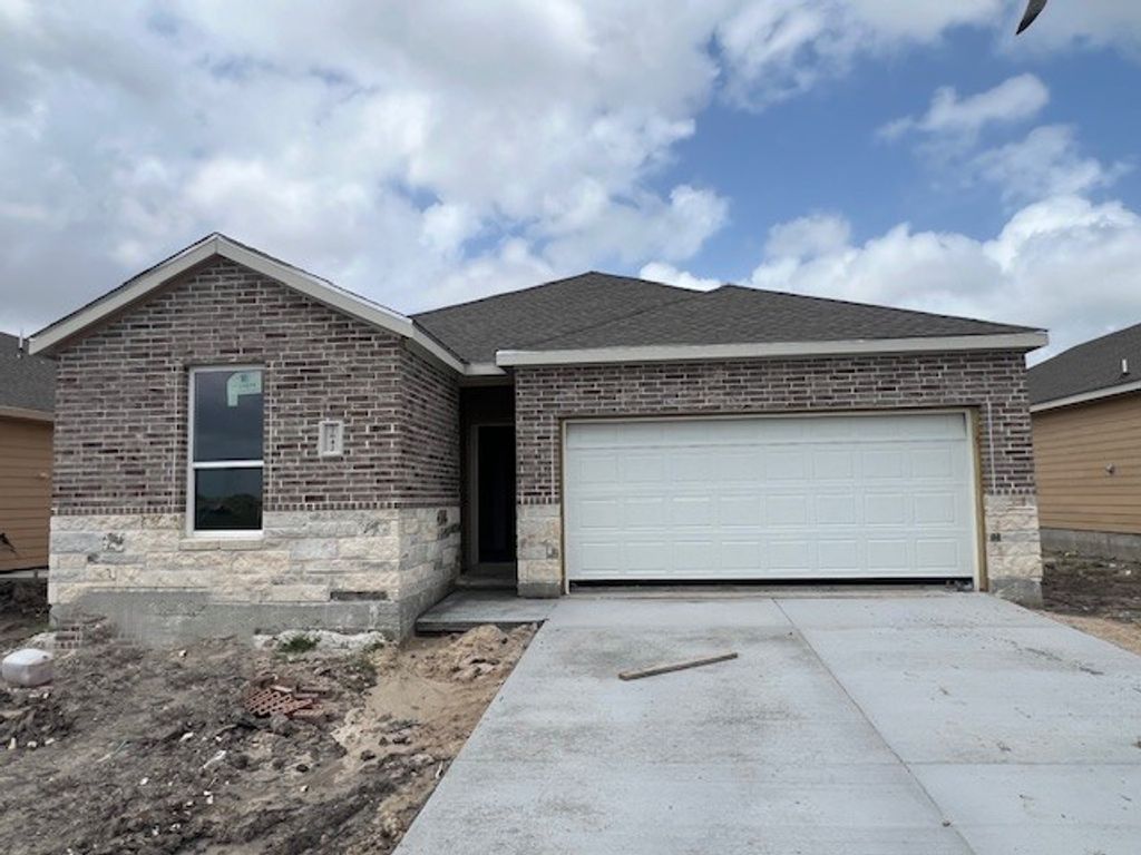 7842 Doctor Strange Dr, Corpus Christi, TX 78414