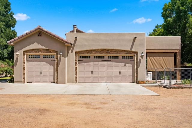 1508 Douglas Macarthur Road NW, Albuquerque, NM 87107