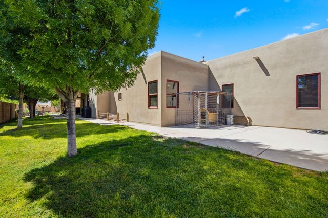 1508 Douglas Macarthur Road NW, Albuquerque, NM 87107