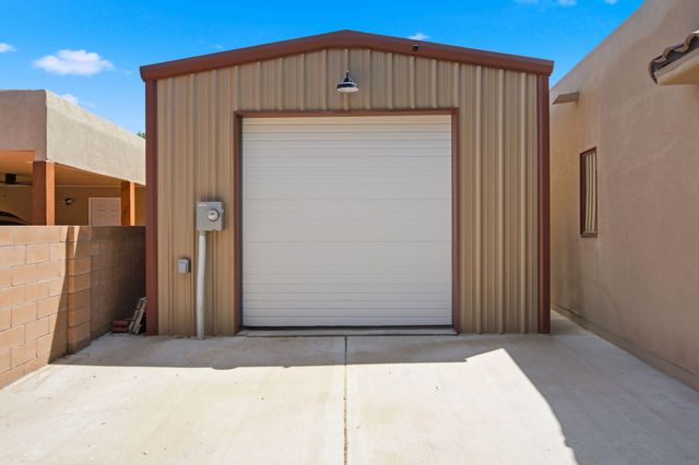 1508 Douglas Macarthur Road NW, Albuquerque, NM 87107
