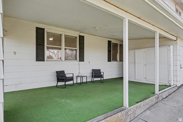 3813 S GRANDVIEW DR, Ogden, UT 84403