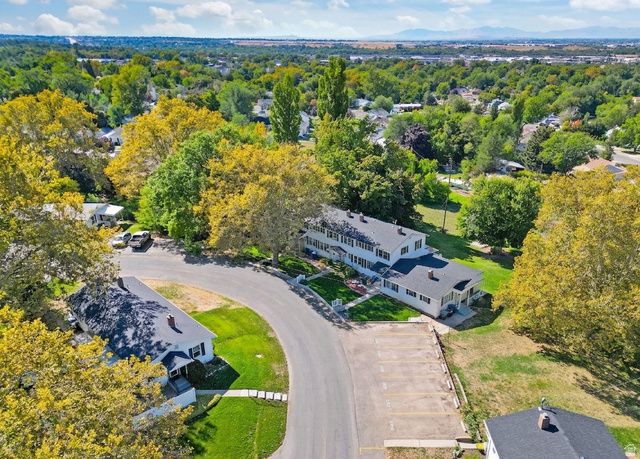 3813 S GRANDVIEW DR, Ogden, UT 84403