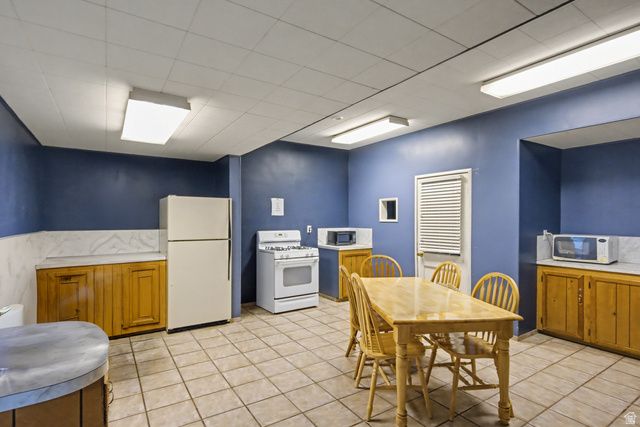 3813 S GRANDVIEW DR, Ogden, UT 84403