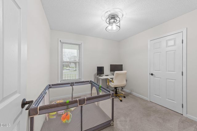 717 Slippery Bank Court, Benson, NC 27504