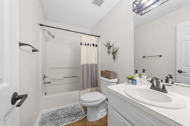 717 Slippery Bank Court, Benson, NC 27504