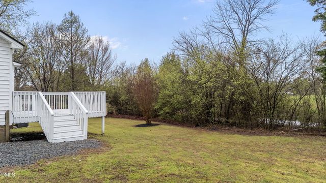 717 Slippery Bank Court, Benson, NC 27504