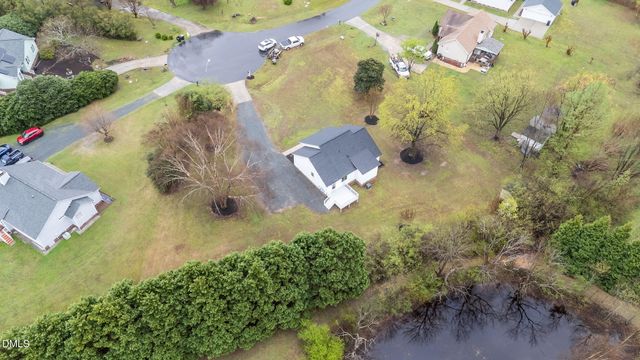 717 Slippery Bank Court, Benson, NC 27504