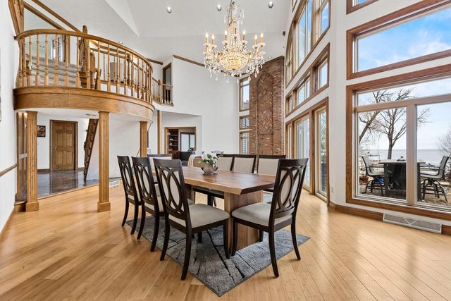 3220 OLD ORCHARD LANE, Oshkosh, WI 54902