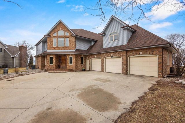 3220 OLD ORCHARD LANE, Oshkosh, WI 54902