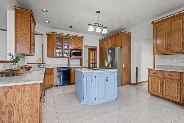 3220 OLD ORCHARD LANE, Oshkosh, WI 54902