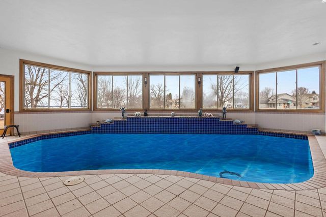 3220 OLD ORCHARD LANE, Oshkosh, WI 54902